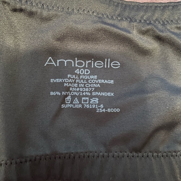 Ambrielle bra size 40D - Picture 2 of 2